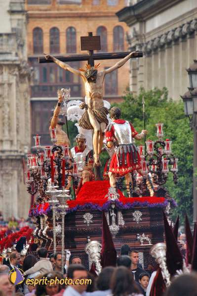 Nom de l'image : D1218433-1 — Description :  Pâques 2005 à Seville (Espagne-Andalusie)