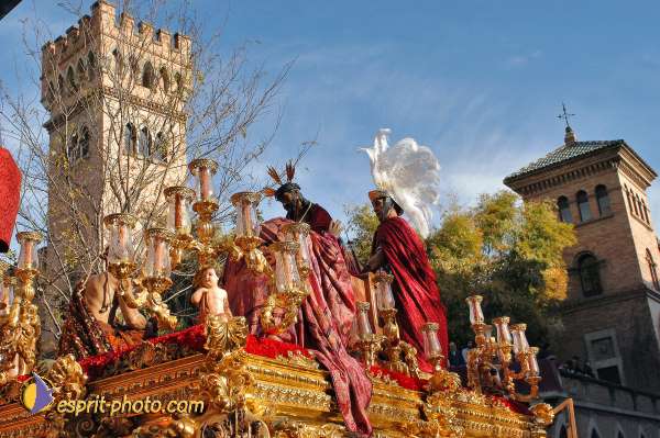 Nom de l'image : E00033774-1 — Description :  Pâques 2005 à Seville (Espagne-Andalusie)