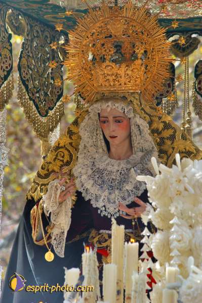 Nom de l'image : D1223457-1 — Description :  Pâques 2005 à Seville (Espagne-Andalusie)