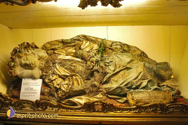 Nom de l'image : D1205995-1 — Description :