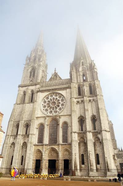 Nom de l'image : D1107471-nef-01 — Description :