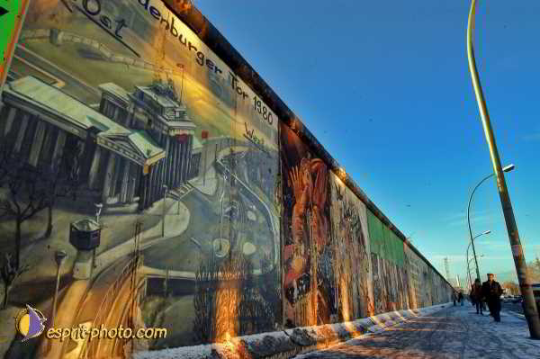 Nom de l'image : D1196600-1 — Description :  Berlin avec Arnold