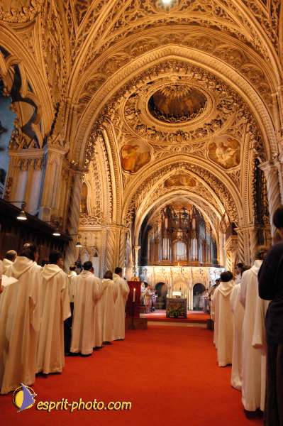 Nom de l'image : D1054164-1 — Description :  Chemin Neuf - Abbaye d'Hautecombe - Retraite Couple et Fiances