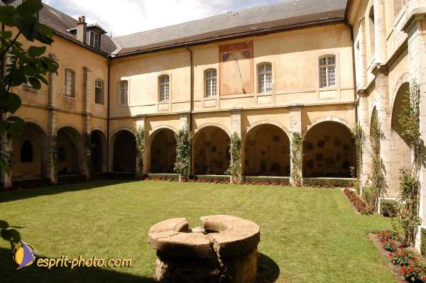 Nom de l'image : D1054500-1 — Description :  Chemin Neuf - Abbaye d'Hautecombe - Festival des jeunes