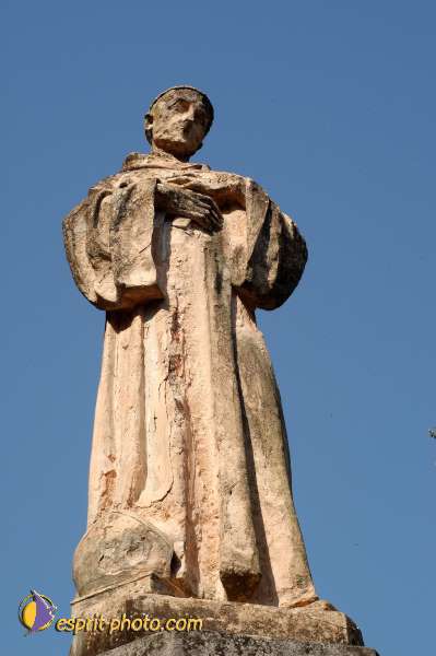 Nom de l'image : D1056130-nef-1 — Description :  Chemin Neuf - Abbaye d'Hautecombe - Festival de jeunes Chemin Ne