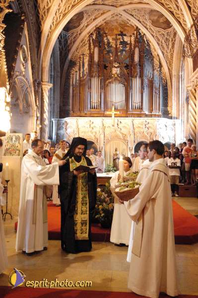 Nom de l'image : D1056496-01-1 — Description :  Chemin Neuf - Abbaye d'Hautecombe - Festival de jeunes
