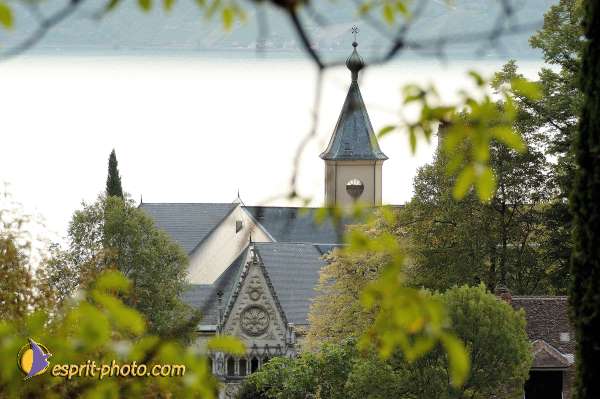 Nom de l'image : D1057047-nef-1 — Description :  Chemin Neuf - Abbaye d'Hautecombe - Festival de jeunes Chemin Ne