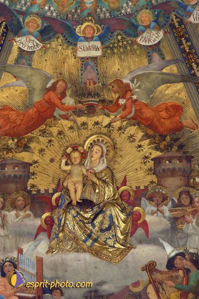 Nom de l'image : Vierge_a_l_Enfant_D1179227-nef-1 — Description :  Notre Dame de Loreto (Ancona / Italie)