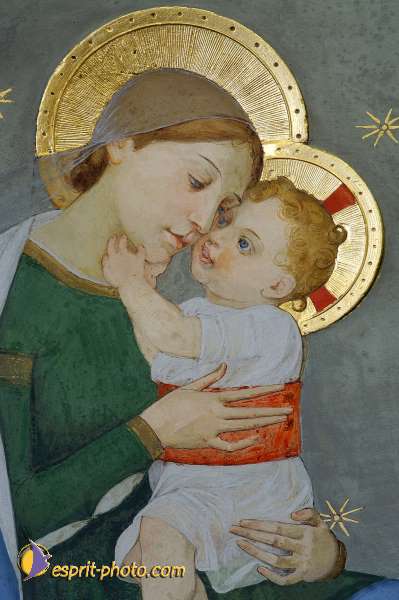 Nom de l'image : Vierge_a_l_Enfant_D1179816-nef-1 — Description :  Notre Dame de Loreto (Ancona / Italie)