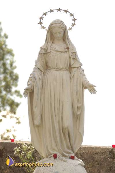 Nom de l'image : Vierge_Marie_Immaculee_Conception_D1054117 — Description :  Chemin Neuf - Abbaye d'Hautecombe - Festival des jeunes