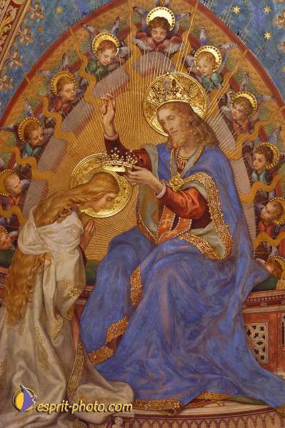 Nom de l'image : Vierge_Marie_Couronnement_D1179589-nef-1 — Description :  Notre Dame de Loreto (Ancona / Italie)