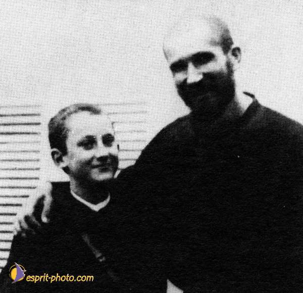 Nom de l'image : St_Charles_Foucauld_Charles_de_Foucault_Nev2 — Description :