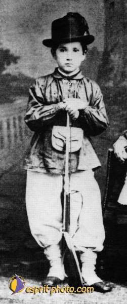 Nom de l'image : St_Charles_Foucauld_Charles_de_Foucault_deg — Description :