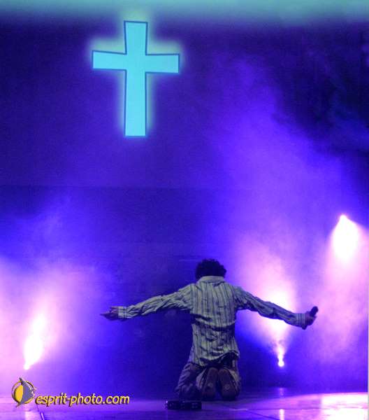 Nom de l'image : EG-Glorius-T117 — Description :