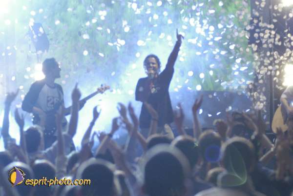 Nom de l'image : Glorious-chartres119 — Description :