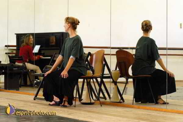 Nom de l'image : D1181309-1 — Description :  Ecole de danse Classique( Ballet) de Liliana COSI et Marinel STE