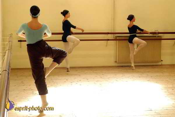 Nom de l'image : D1181446-1 — Description :  Ecole de danse Classique( Ballet) de Liliana COSI et Marinel STE