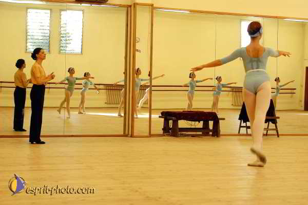 Nom de l'image : D1181576-1 — Description :  Ecole de danse Classique( Ballet) de Liliana COSI et Marinel STE