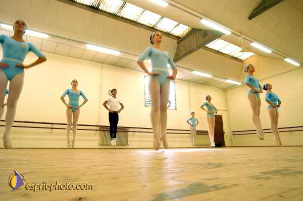 Nom de l'image : D1181595-1 — Description :  Ecole de danse Classique( Ballet) de Liliana COSI et Marinel STE