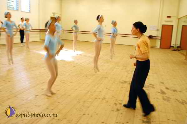 Nom de l'image : D1181606-1 — Description :  Ecole de danse Classique( Ballet) de Liliana COSI et Marinel STE