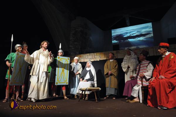 Nom de l'image : D30049739_1 — Description :  Spectacle " La passion "