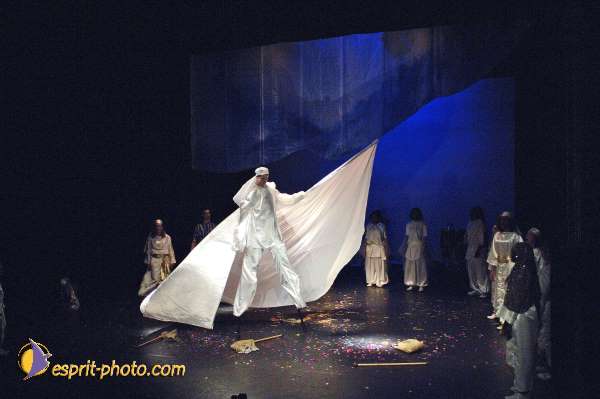 Nom de l'image : 20E2008828-1 — Description :