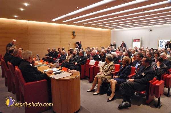 Nom de l'image : E00045516-2 — Description :