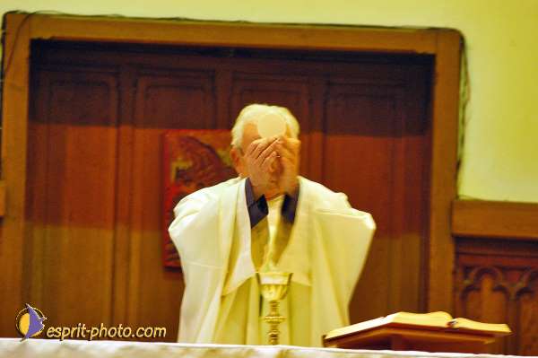 Nom de l'image : 092D1206849-1 — Description :  Maison de Retrait St Lazar à AUTUN (Bourgogne)