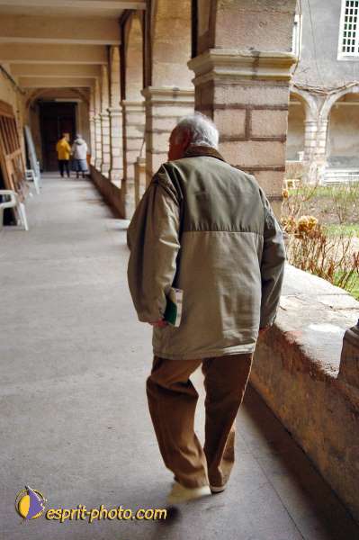 Nom de l'image : 136D1206868-1 — Description :  Maison de Retrait St Lazar à AUTUN (Bourgogne)