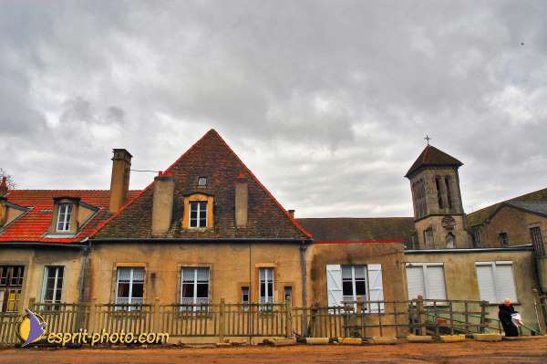 Nom de l'image : 189D1207465-2 — Description :  Maison de Retrait St Lazar à AUTUN (Bourgogne)