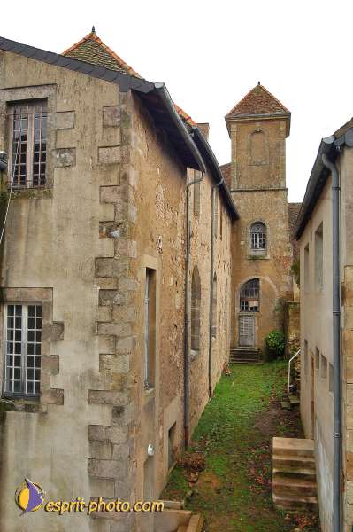 Nom de l'image : 190D1207479-1 — Description :  Maison de Retrait St Lazar à AUTUN (Bourgogne)