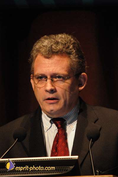 Nom de l'image : E00016748-1 — Description :  Toussaint 2004 - Messe avec les sans abri