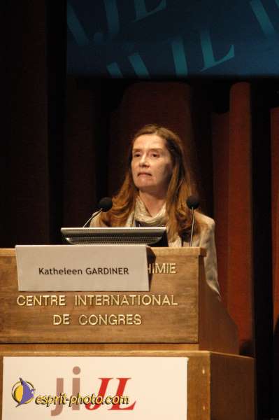 Nom de l'image : E00016831-1 — Description :  Toussaint 2004 - Messe avec les sans abri