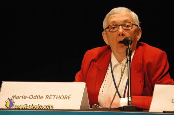 Nom de l'image : E00017539-1 — Description :  Toussaint 2004 - Messe avec les sans abri