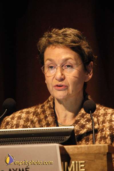 Nom de l'image : E00017570-1 — Description :  Toussaint 2004 - Messe avec les sans abri