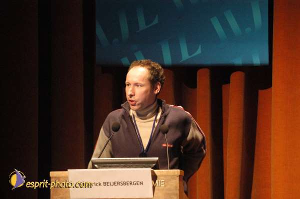 Nom de l'image : E00017778-1 — Description :  Toussaint 2004 - Messe avec les sans abri