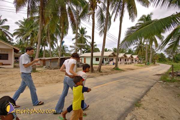 Nom de l'image : D2088268_1 — Description :  Enfants du Mékong