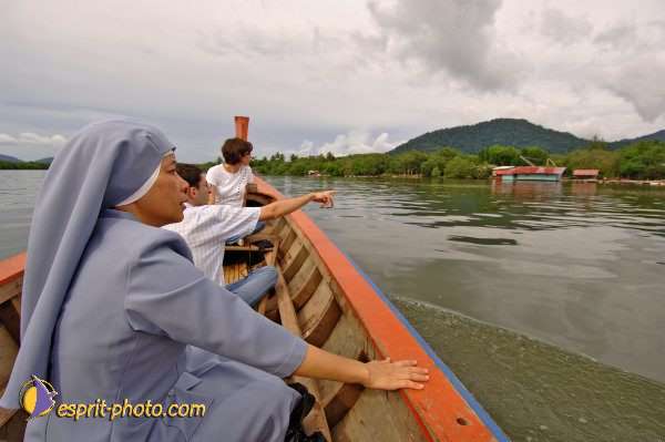 Nom de l'image : D2088888_1 — Description :  Enfants du Mékong