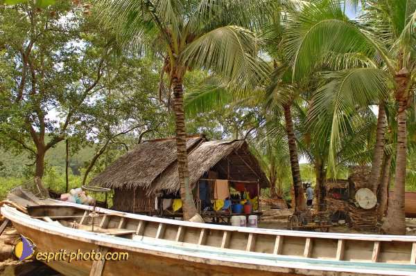 Nom de l'image : D2090653_1 — Description :  Enfants du Mékong
