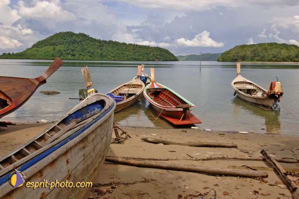 Nom de l'image : D2090681_1 — Description :  Enfants du Mékong