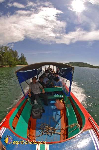 Nom de l'image : D2090926_1 — Description :  Enfants du Mékong