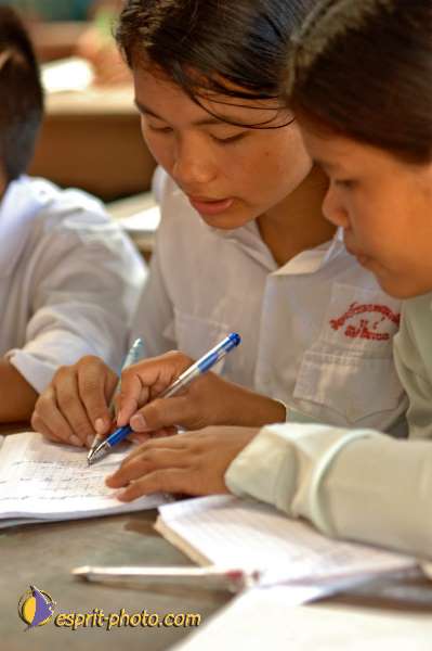 Nom de l'image : D2093961_1 — Description :  Enfants du Mékong