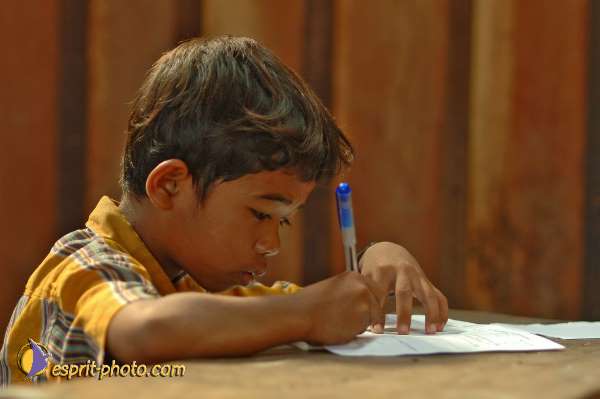 Nom de l'image : D2094712_1 — Description :  Enfants du Mékong