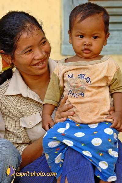 Nom de l'image : D2091941_1 — Description :  Enfants du Mékong