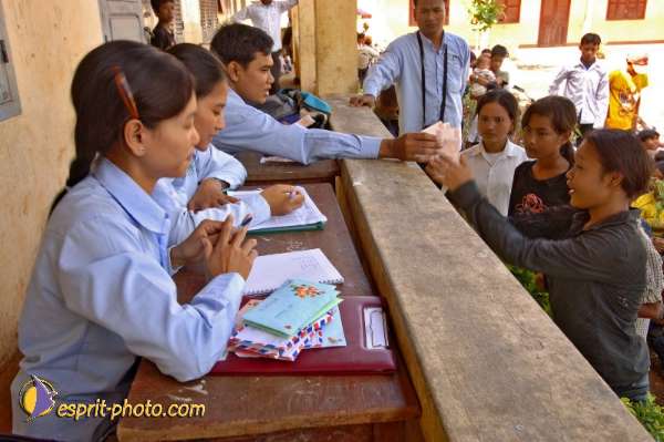 Nom de l'image : D2091992_1 — Description :  Enfants du Mékong