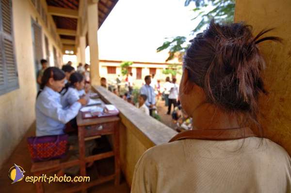 Nom de l'image : D2092112_1 — Description :  Enfants du Mékong