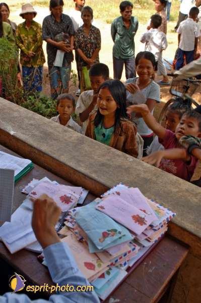 Nom de l'image : D2092220_1 — Description :  Enfants du Mékong