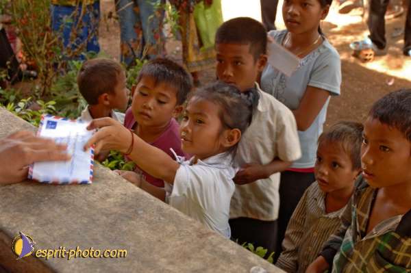 Nom de l'image : D2092226_1 — Description :  Enfants du Mékong