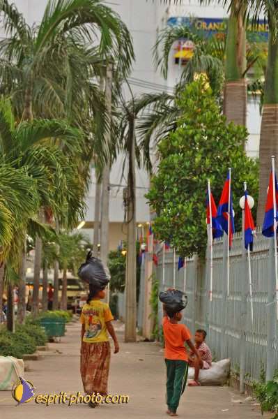 Nom de l'image : D2091539_1 — Description :  Enfants du Mékong