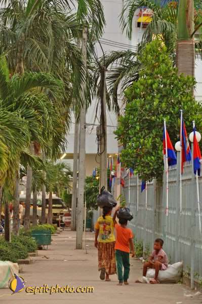 Nom de l'image : D2091543_1 — Description :  Enfants du Mékong